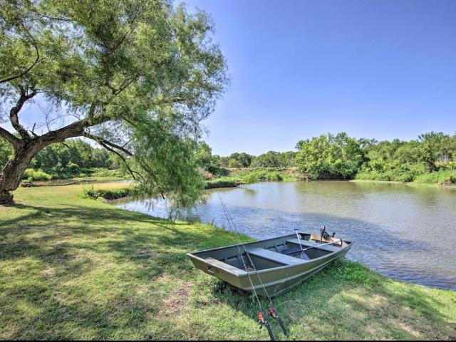 Farm for sale in Henderson, Texas