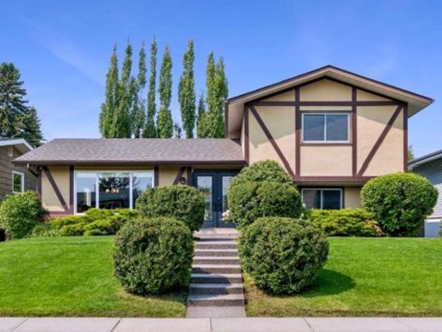 House for sale in Northwest, Alberta