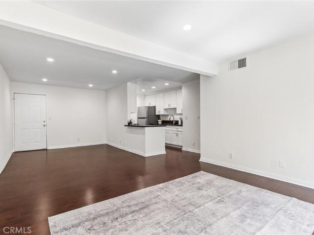 Condo for sale in Canoga Park, California