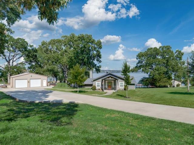House for sale in Frankston, Anderson County