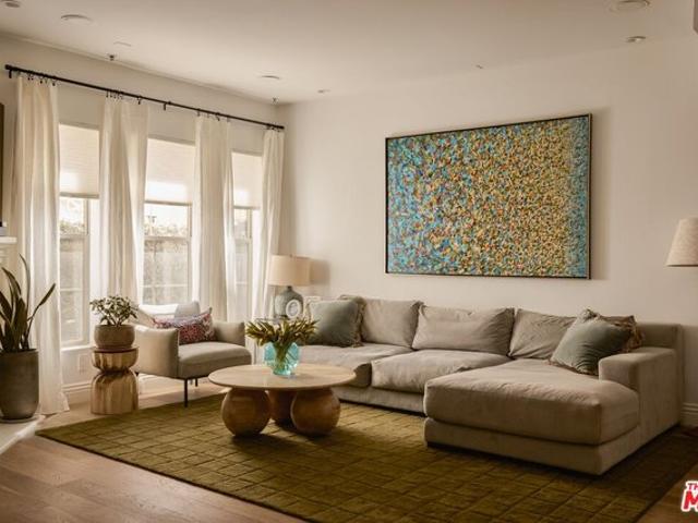 Condo for sale in North Hollywood Neighborhood Council District, Los Angeles