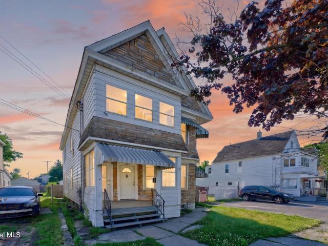 House for sale in Schenectady, New York