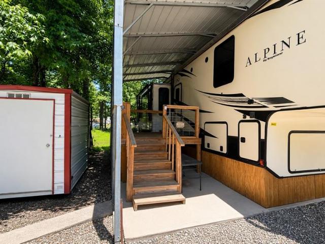 House for sale in Quitman, Wood County