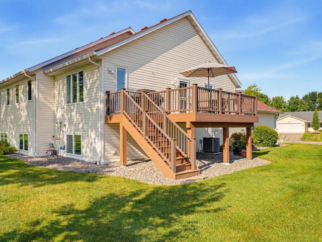 Townhouse for sale in Mcleod, Minnesota