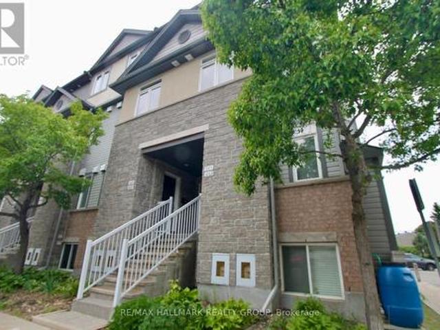 Townhouse for rent in Mulhurst Bay, Ontario