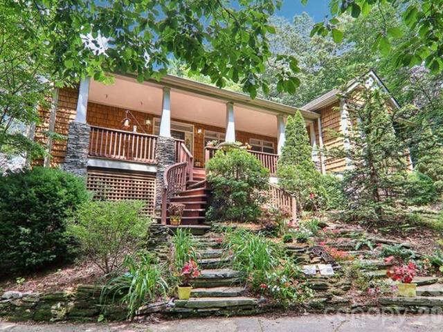 House for sale in Spruce Pine, North Carolina