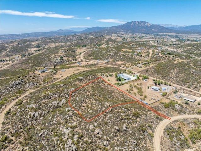 Land for sale in Aguanga, California