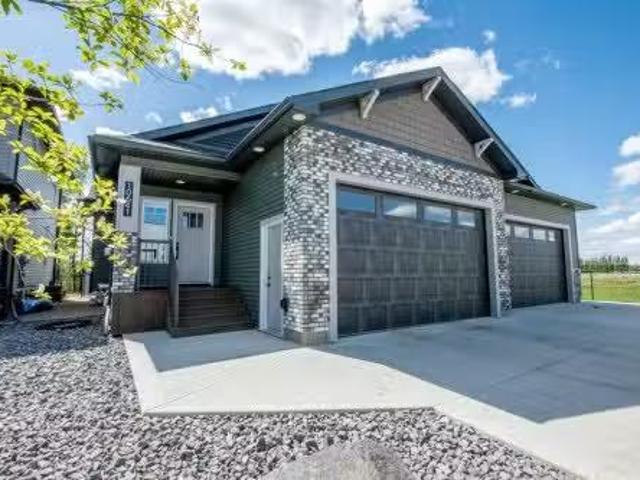 House for sale in Grande Prairie, Alberta