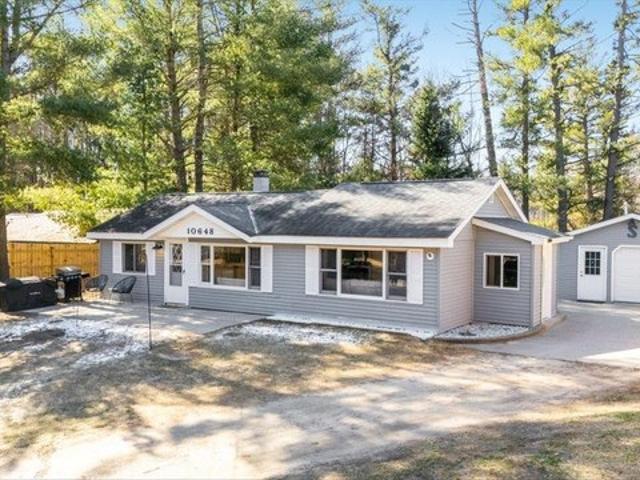 House for sale in Saint Helen, Michigan