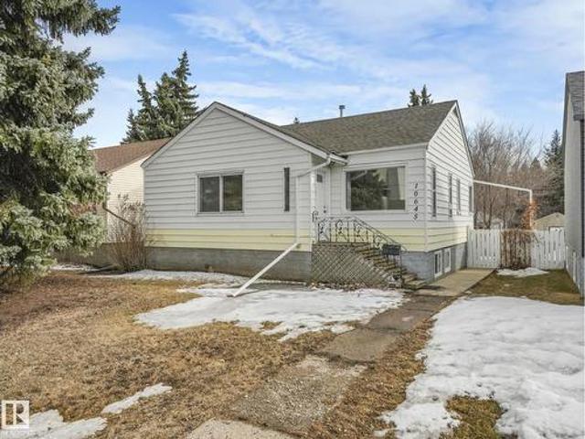 House for sale in Wedgewood, Alberta