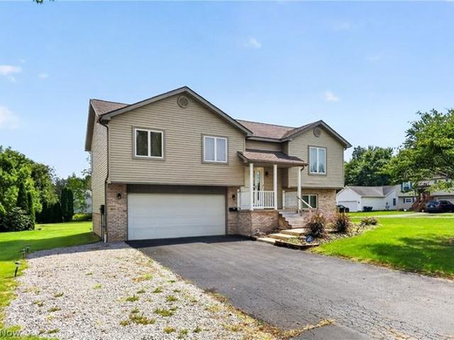 House for sale in Hubbard Estates, Hubbard