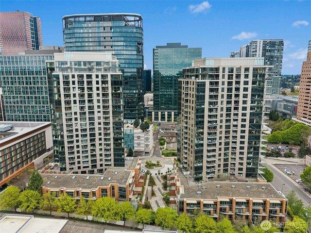Condo for sale in Bellevue, King County