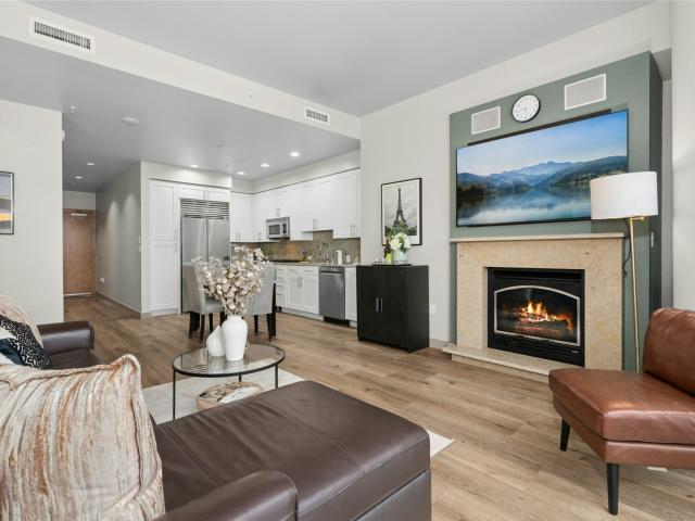 Condo for sale in Bellevue, King County