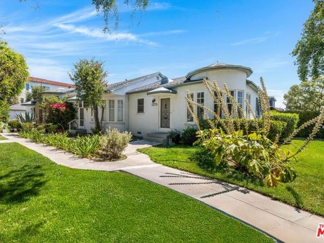 House for sale in Canoga Park, California