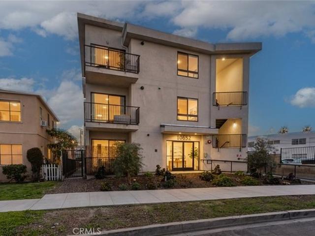 House for sale in North Hollywood Neighborhood Council District, Canoga Park