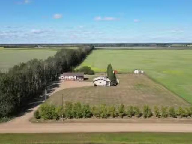 House for sale in Mackenzie, Alberta