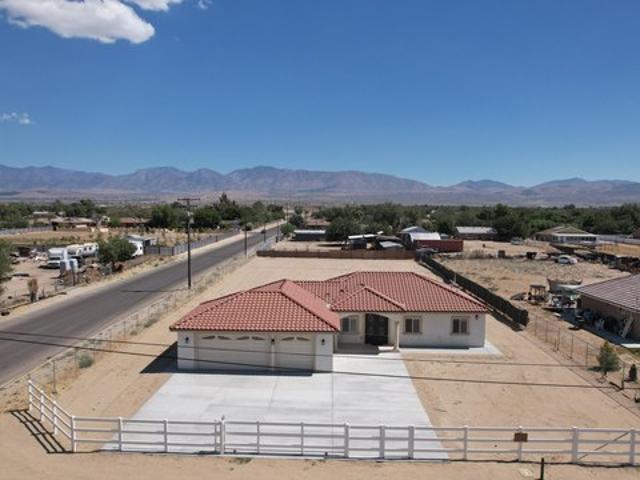 House for sale in Littlerock, California