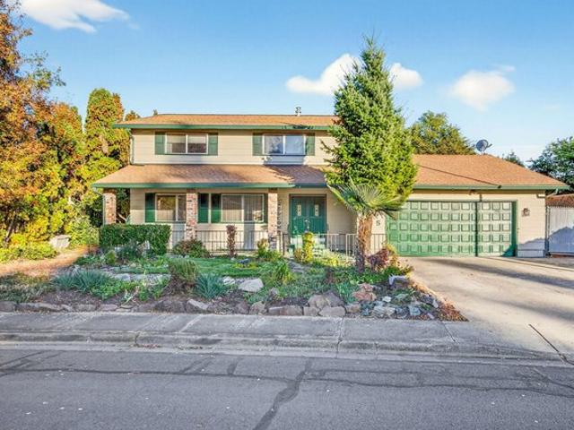 House for sale in Central Point, Oregon