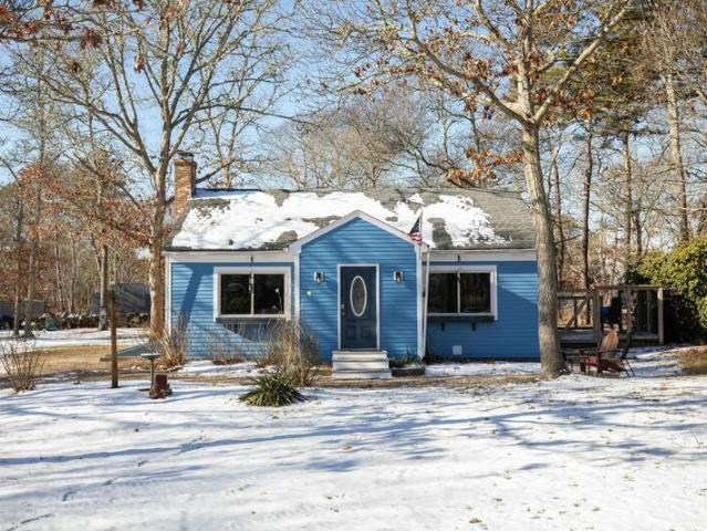 House for sale in Eastham