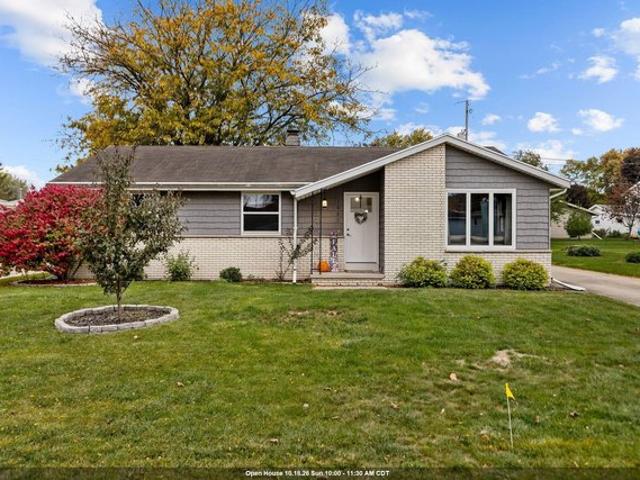 House for sale in Neenah, Winnebago County