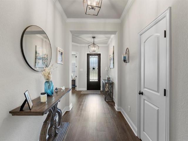 House for sale in Hewitt