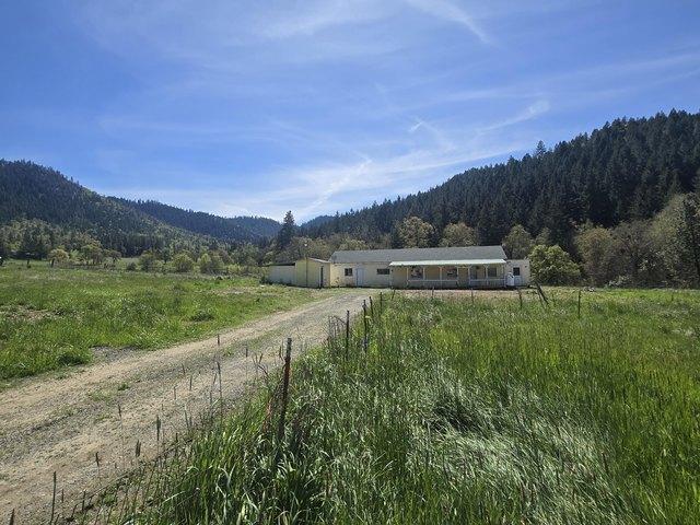 House for sale in Oregonia