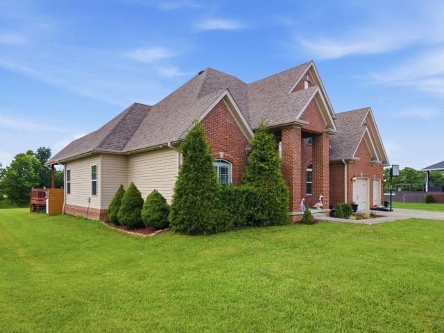 House for sale in Lawrenceburg, Kentucky