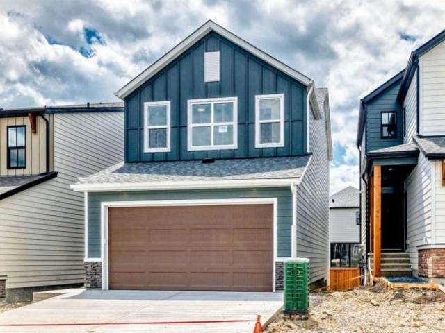 House for sale in Airdrie, Alberta