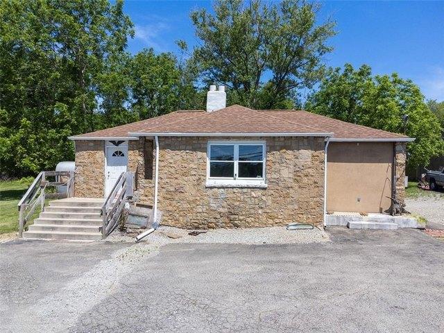 House for sale in Connellsville, Pennsylvania
