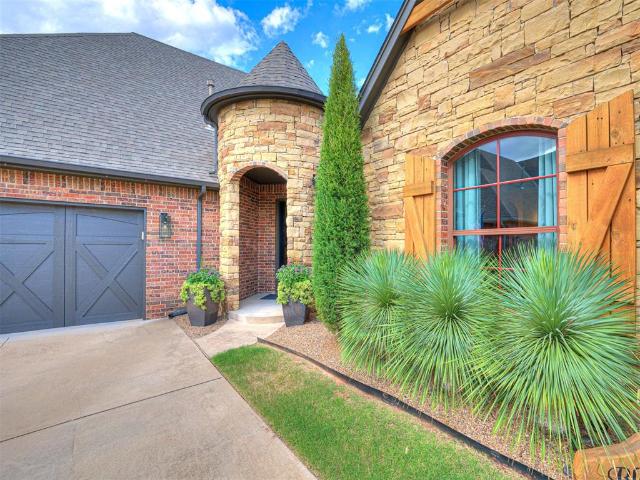 House for sale in Edmond, Oklahoma