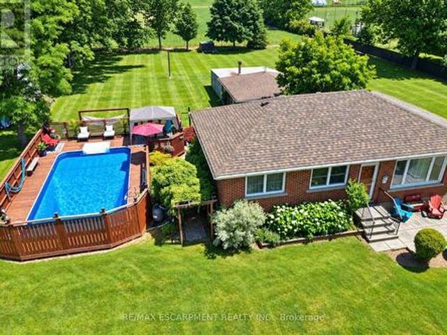 House for sale in East Mountain Area, Hamilton