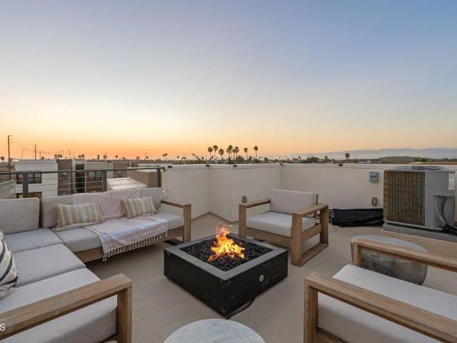 House for sale in Oxnard Shores, Oxnard