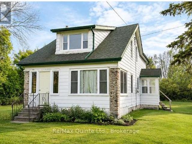 House for rent in Quinte West, Ontario