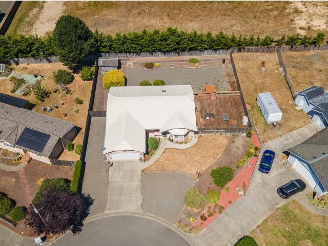 House for sale in Coos Bay