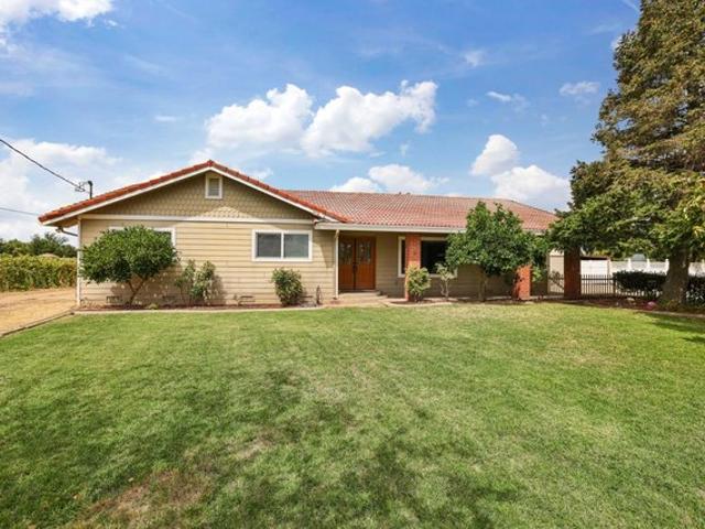 House for sale in Acampo, California