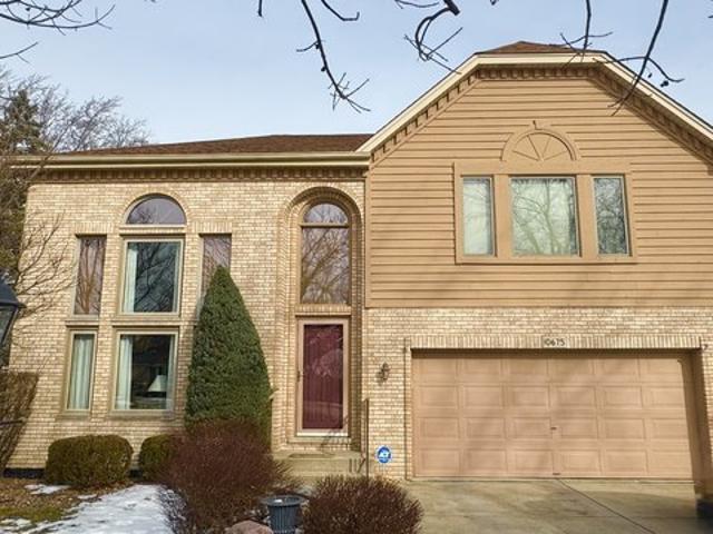 House for sale in Palos Hills, Illinois