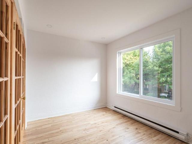 Apartment for rent in St. Leonard's, Quebec