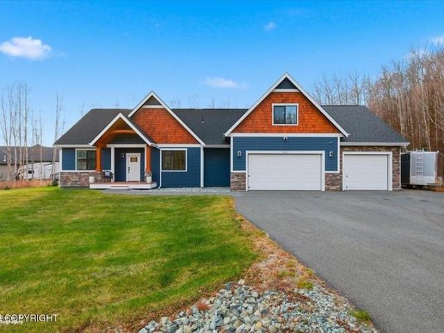 House for sale in Palmer