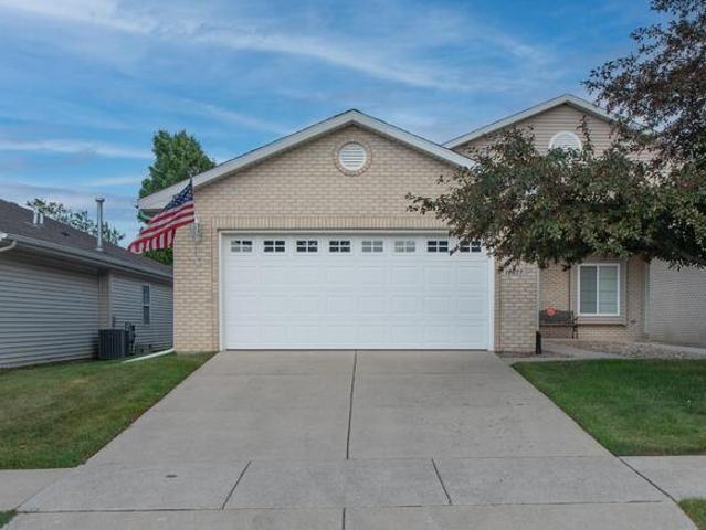 Duplex for sale in Crown Point