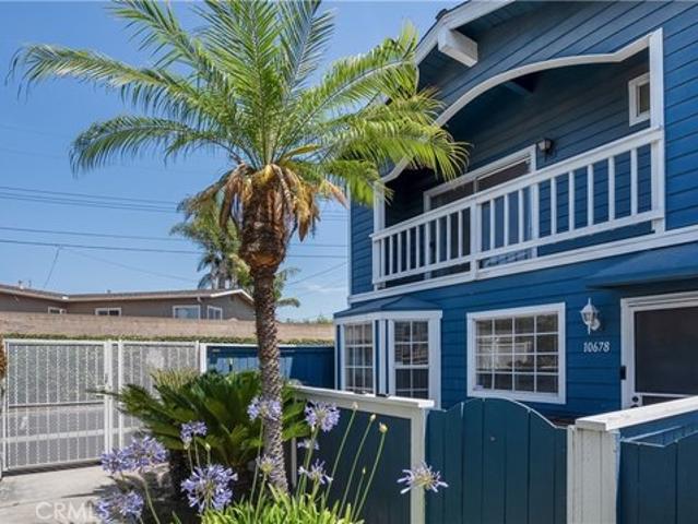 Townhouse for sale in Stanton, California