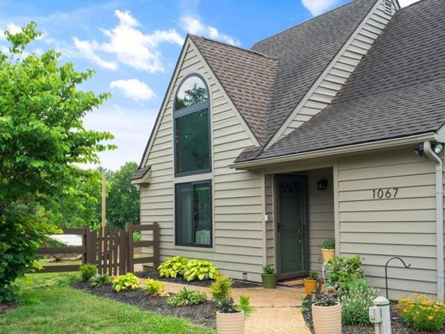 Townhouse for sale in Virginia
