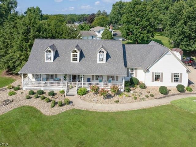 House for sale in Hartville, Stark County