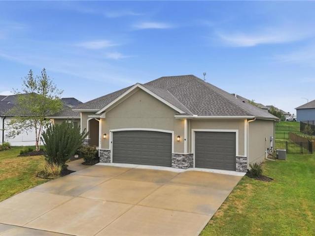 House for sale in Blue Springs, Missouri