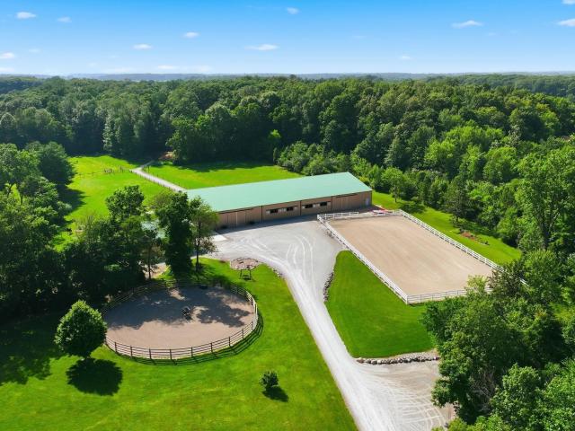 House for sale in Roanoke, Indiana