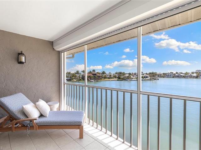 Condo for sale in Vanderbilt Beach, Florida