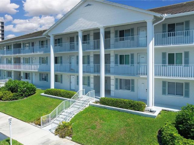 Property for rent in Vanderbilt Beach, Florida
