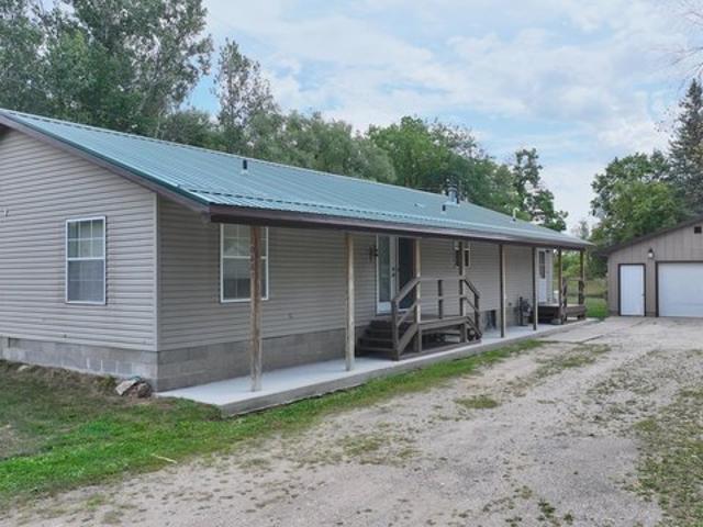 House for sale in Chippewa Lake, Chippewa Township