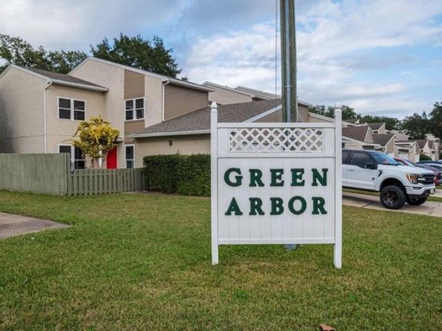 Townhouse for sale in Shalimar, Florida