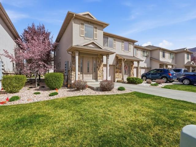 Townhouse for sale in Ogden, Utah