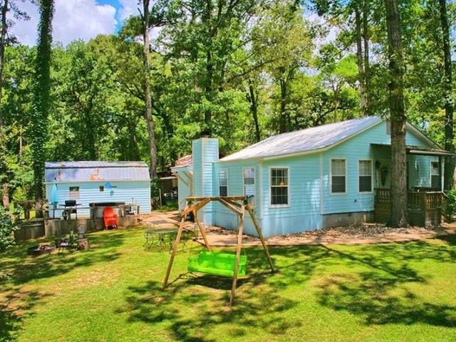 House for sale in Sabine, Texas